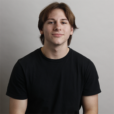 Drew Snyder Headshot