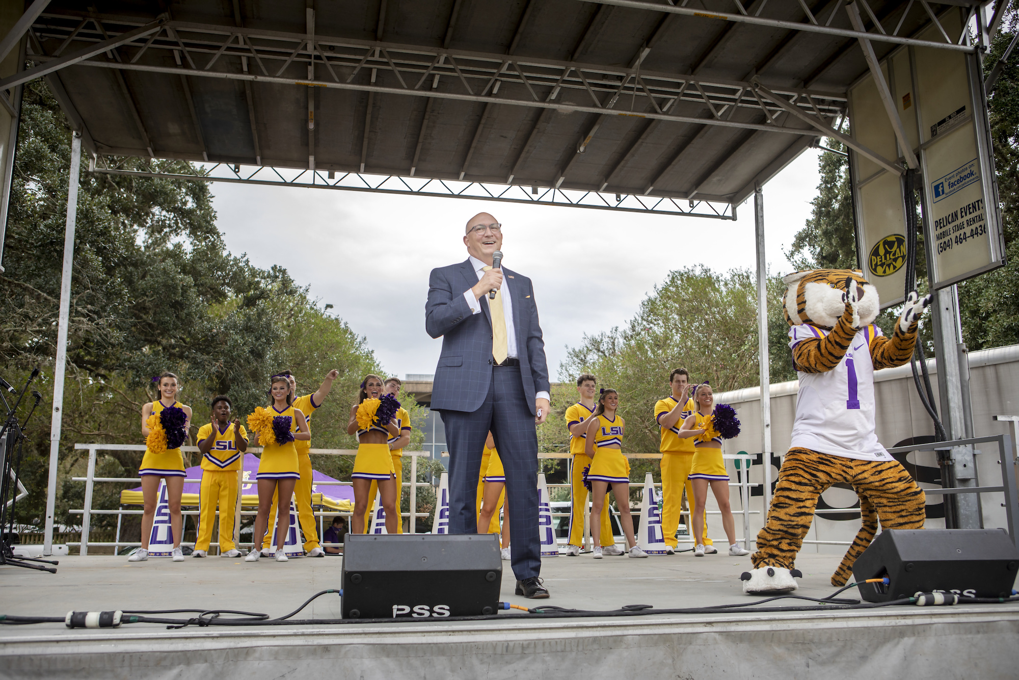 Matt Lee addressing the crowd at Fall Fest.